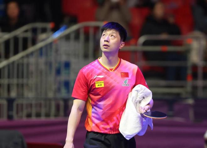 发布会上确 发布会上确