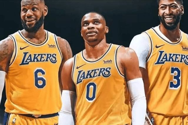 围绕中场控 围绕中场控