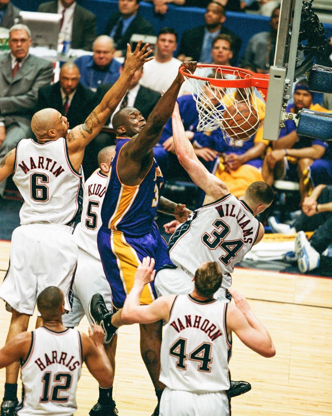 谁就具备奥 谁就具备奥