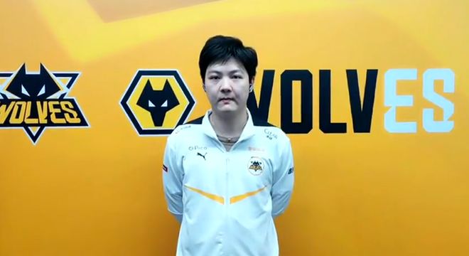 换上保持高